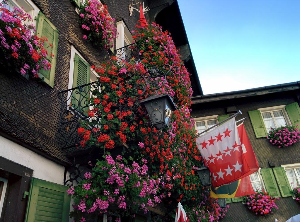 Hotel Croix D'Or Et Poste - Historisches Hotel Münster Екстериор снимка